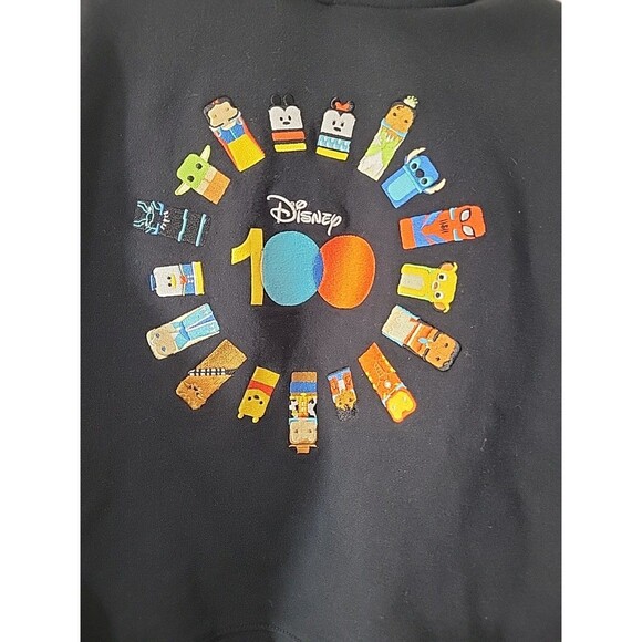 Disney 100 Friend Cropped Hoodie Womens XL Black Pullover Embroidered Characters - Picture 3 of 16